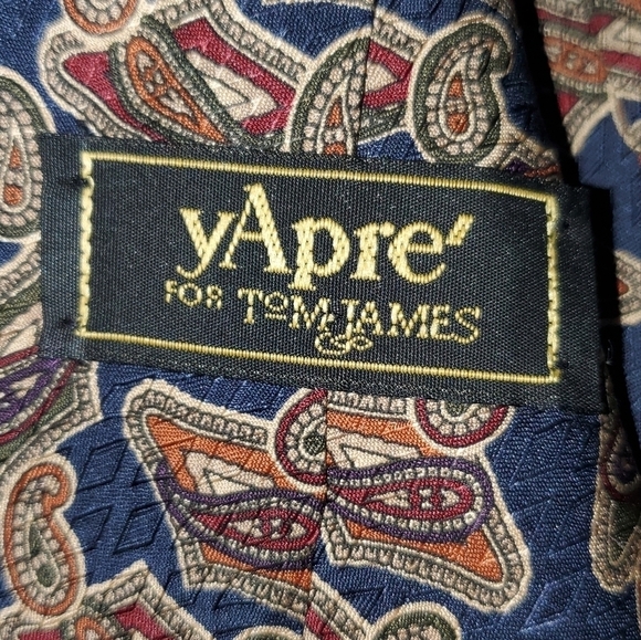 Navy Blue Tie with Colorful Paisley Print New - Picture 4 of 6